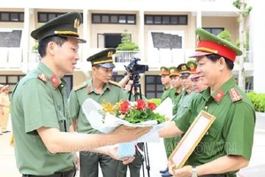 Bí thư Đồng Nai khen công an triệt phá băng Loan 'cá'