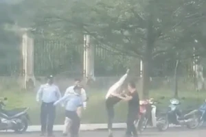 Nhóm bảo vệ Khu công nghiệp ở Đồng Nai đánh gục công nhân 