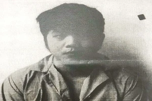 Bắt khẩn cấp người Trung Quốc trốn truy nã trong khu cách ly