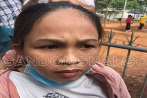 Bắt 'nữ quái' hành nghề móc túi của người đi Lễ 