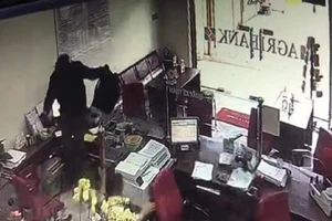  Đồng Nai: Cướp ngân hàng bằng vật giống lựu đạn