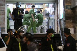 Công an thông tin việc khám xét 2 nhà thuốc lớn nhất Đồng Nai