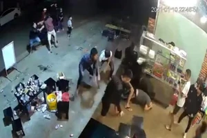 Đồng Nai: Bị đánh gục vì mời bia còn vỗ vào đầu bạn
