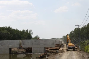 Đề nghị tạm ứng tiền ngân sách làm cao tốc Bến Lức– Long Thành
