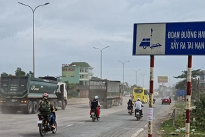 Đầu tư khoảng 3.000 tỉ để chống kẹt xe trên quốc lộ 51