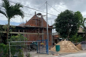 Ngang nhiên xây nhà trái phép trên đất đang tranh chấp ở Bình Dương