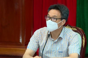 Phó Thủ tướng Vũ Đức Đam làm việc với tỉnh Đồng Nai về phòng chống dịch