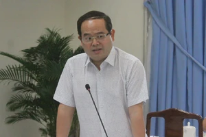 Đưa hơn 2.300 người dân 'mắc kẹt' ở TP.HCM, Bình Dương về Đồng Nai