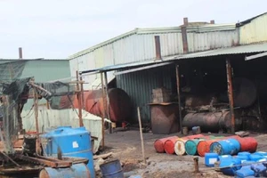 Một cơ sở tái chế chất thải nguy hại gây ô nhiễm khu dân cư