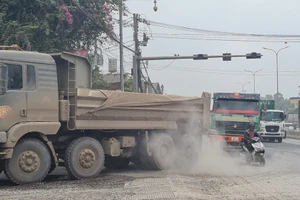 Run rẩy qua đoạn đường ‘tử thần’ quốc lộ 51 Đồng Nai