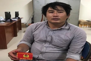 Đồng Nai: Giả danh cảnh sát hình sự hù dọa lấy tiền nữ chủ quán cà phê