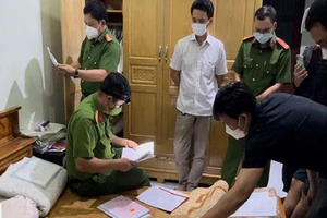 Công an, quân đội phối hợp bắt đường dây sản xuất dầu nhớt giả ở Đồng Nai