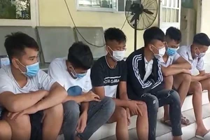 Hơn 20 người tham gia hỗn chiến bằng ‘bom xăng’, súng ở Biên Hòa bị bắt