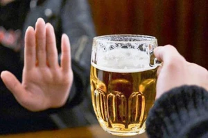 Đồng Nai: Cán bộ không được uống rượu, bia trước và trong giờ làm việc