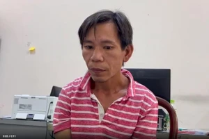 Kẻ cướp ngân hàng ở Đồng Nai giả vờ thọt chân để đánh lạc hướng công an