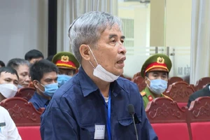 'Đưa xăng lậu vào Việt Nam phải xin phép cảnh sát biển, biên phòng và cảng vụ'