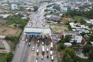  Chủ đầu tư BOT quốc lộ 51 'kêu cứu' trước ngày tạm dừng thu phí 
