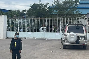 Nhiều Cảnh sát khám xét một Trung tâm Đăng kiểm xe cơ giới ở Đồng Nai