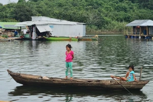 Giải pháp cho hàng trăm ngư dân hồ Trị An chuyển đổi nghề