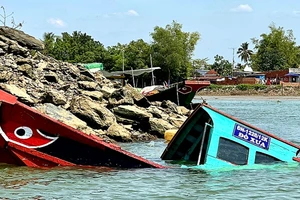 Vụ đò bị lật trên sông Đồng Nai: Bến đò chưa được cấp phép