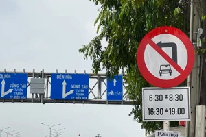 Điều chỉnh xe ô tô lưu thông tại ngã tư Vũng Tàu