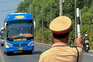 Công an Đồng Nai, Lâm Đồng cùng xử lý xe chạy quá tốc độ, vượt ẩu trên quốc lộ 20