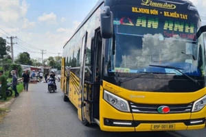 Người đàn ông bị xe khách cán qua người tử vong trên Quốc lộ 1