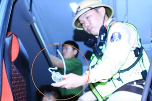 Bộ Công an phối hợp Công an Đồng Nai xử lý gần 300 xe vi phạm trên quốc lộ 20