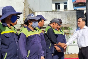 Làm xong bãi đậu xe lớn nhất TP Biên Hòa trước Tết Nguyên đán 