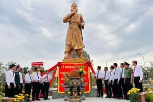 Đồng Nai khánh thành tượng đài Lễ Thành hầu Nguyễn Hữu Cảnh