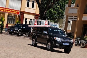 Nhiều cảnh sát khám xét tại 1 trụ sở UBND xã ở Đồng Nai