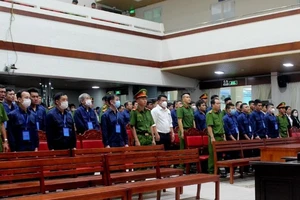 Thông tin mới về vụ án buôn lậu 200 triệu lít xăng dầu từ nước ngoài về Việt Nam 