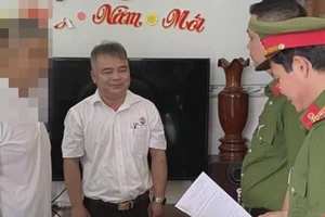 Đồng Nai: Nguyên chủ tịch phường cùng nữ kế toán bị khởi tố