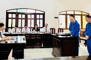 Nhóm người Hàn Quốc đến Việt Nam đột nhập nhà dân, phá két sắt để trộm tài sản