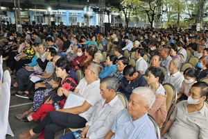 Lãnh đạo tỉnh Đồng Nai đối thoại với 1.500 người dân dự án Khu đô thị Hiệp Hòa