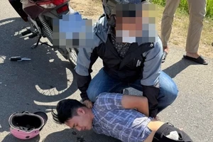 Nghi can chở người yêu bỏ trốn bị bắt ở Bình Thuận: Đâm chết người ở quán karaoke