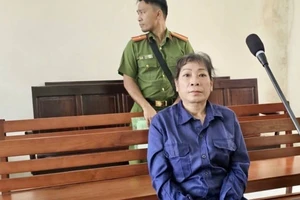 Lãnh 18 năm tù vì chiêu lừa xuất khẩu hạt sen sang nước ngoài