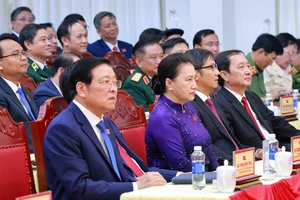 Ông Phan Đình Trạc dự và chỉ đạo Đại hội đại biểu Đảng bộ tỉnh Đồng Nai