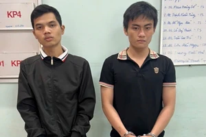 Bắt giữ 2 nghi can cướp tài sản của học sinh ở Đồng Nai 