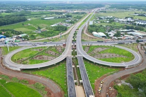 Đồng Nai đang xây dựng 8 tuyến đường giao thông kết nối sân bay Long Thành