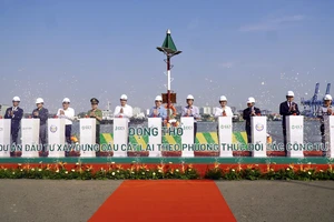 Hình ảnh lễ động thổ xây cầu Cát Lái hơn 20.000 tỉ nối Đồng Nai và TP.HCM