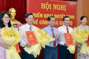 Tỉnh ủy Đồng Nai công bố các quyết định về công tác cán bộ