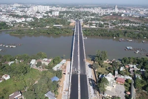 Thông xe kỹ thuật cầu Thống Nhất nối khu đô thị lớn nhất Đồng Nai