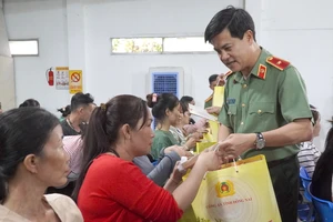 Thiếu tướng Nguyễn Đức Hải: Công nhân là chỗ dựa trong phòng chống tội phạm