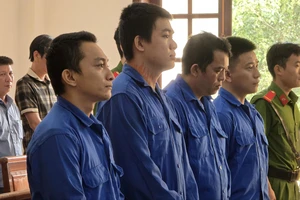 Xuất hiện tình tiết mới, tòa trả hồ sơ vụ chủ trang trại bị truy sát