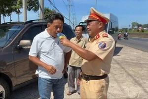 CSGT tỉnh Đồng Nai ra quân kiểm tra nồng độ cồn trên toàn tỉnh