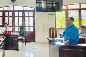 Bác sĩ chém đồng nghiệp trong phòng khám ở Đồng Nai lãnh 13 năm tù