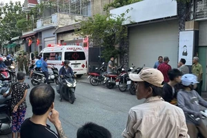 Ngã từ giàn giáo, một thợ hồ tử vong