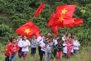 Lễ khai giảng sớm tại điểm trường khó khăn nhất ở Đắk Nông