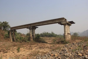 Đắk Nông nêu lý do nên giữ lại cầu bỏ hoang hơn 20 năm 